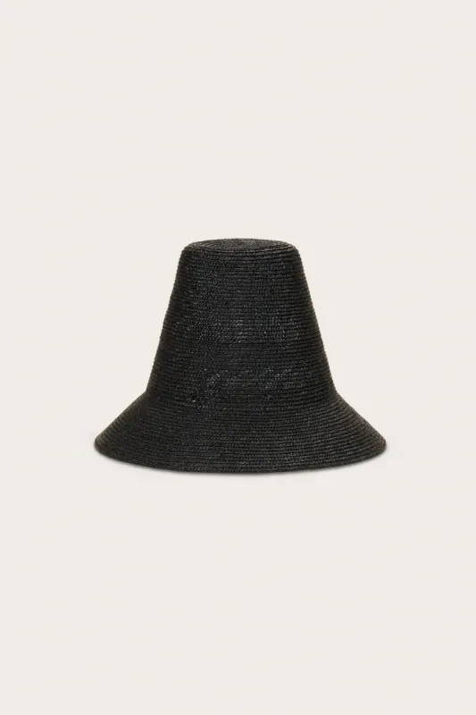 MIA HAT - BLACK made by Cult Gaia