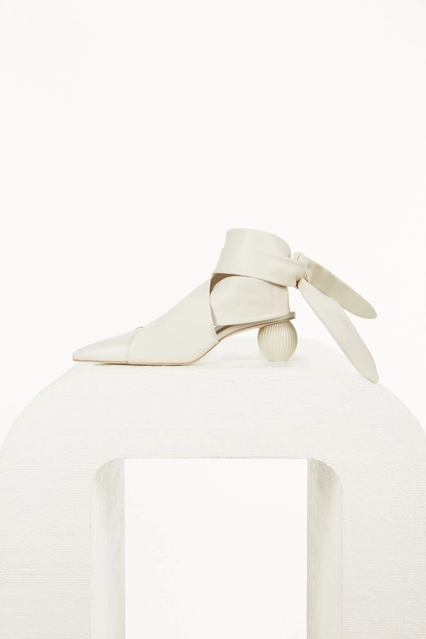 ANNIKA MULE - OFF WHITE sold by cult gaia