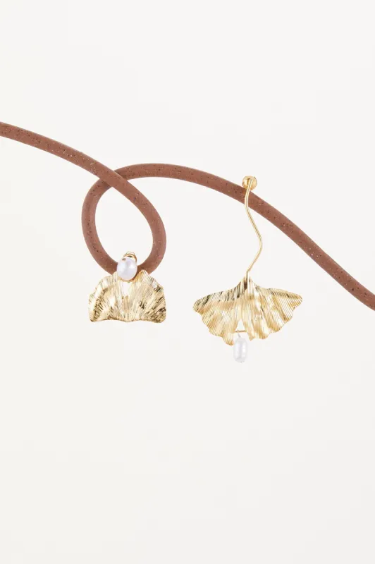 KARA EARRING - GOLD sold by cult gaia