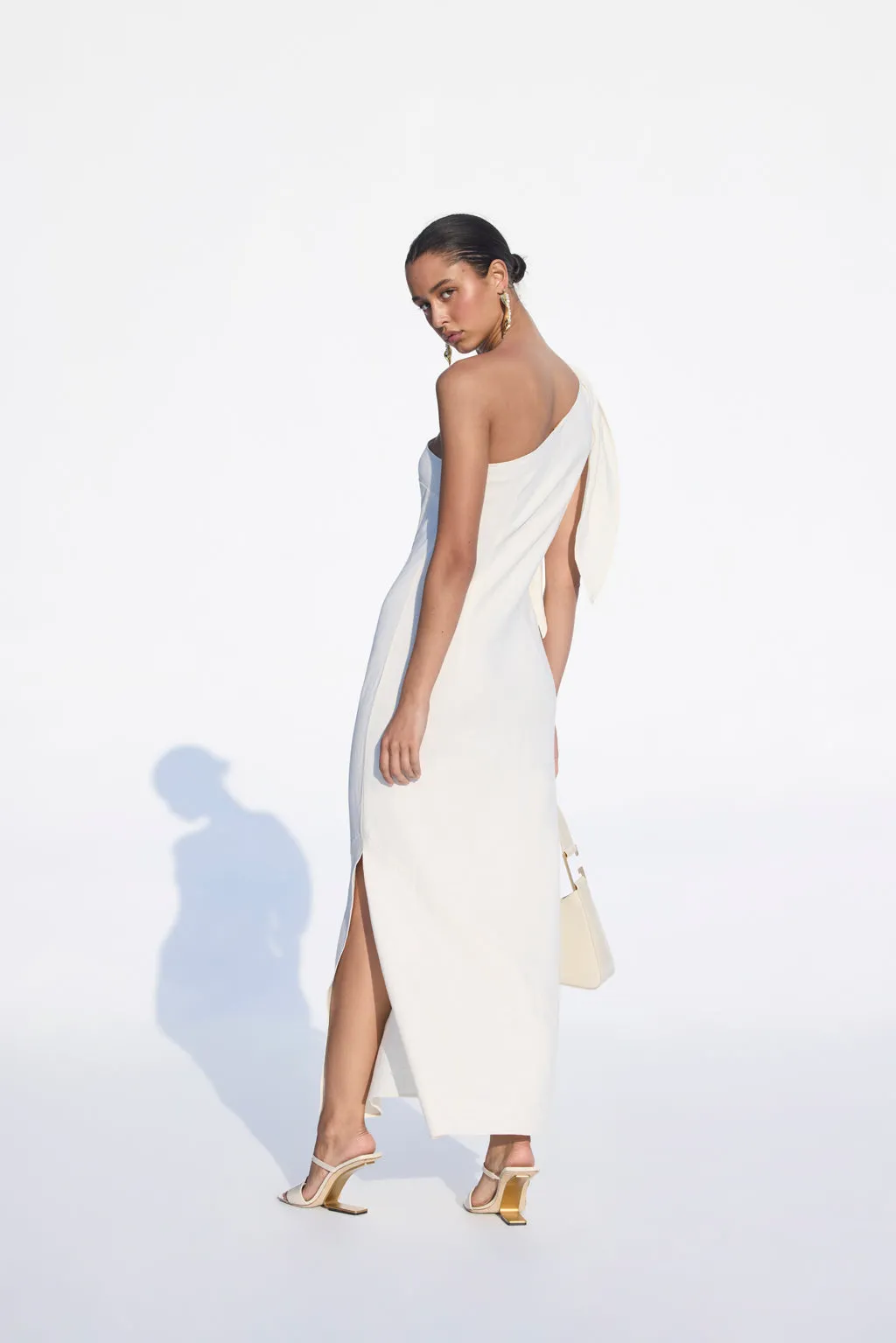 KAMILA DRESS - OFF WHITE sold by cult gaia product image thumbnail 4