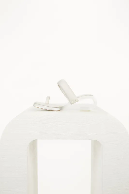 NAOMI SANDAL - OFF WHITE sold by cult gaia