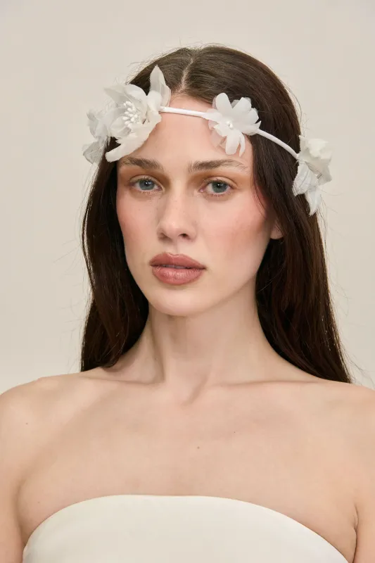 SAKURA CROWN - WHITE MULTI made by Cult Gaia
