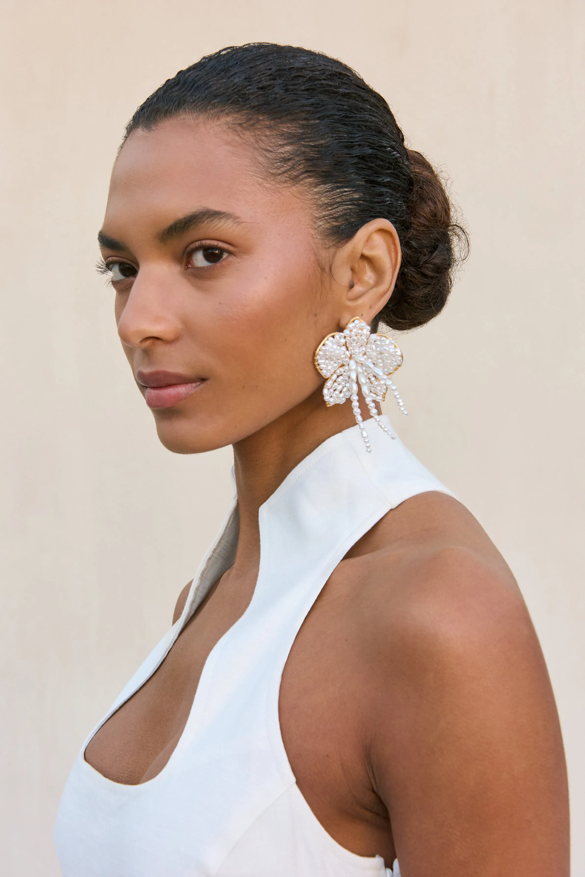 AMINA EARRING - PEARL sold by Cult Gaia product image thumbnail 2