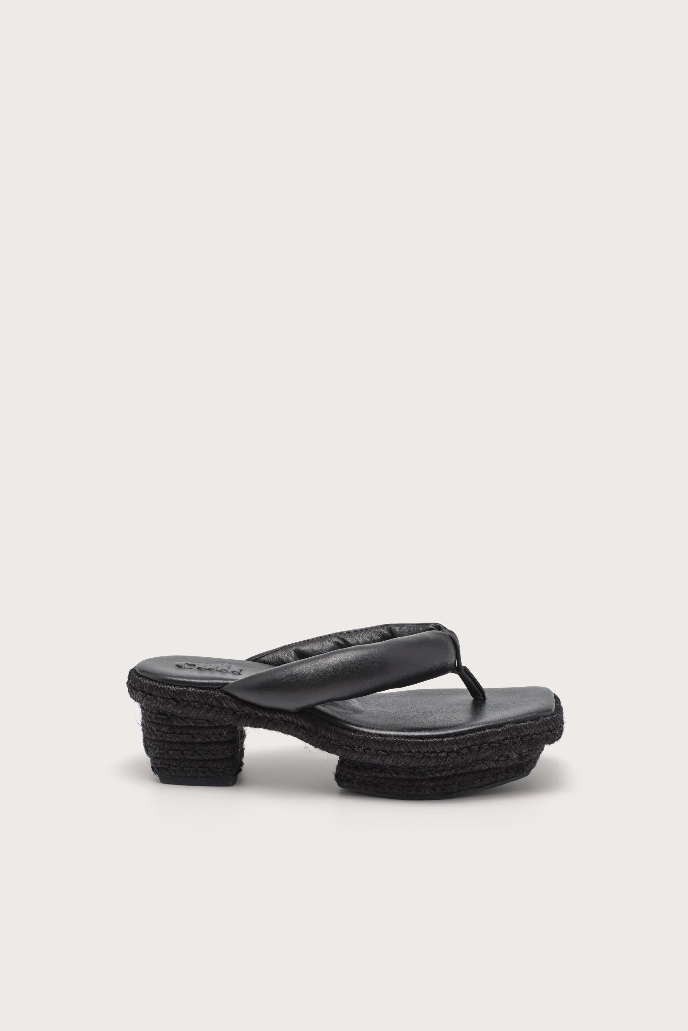 FUMI PLATFORM - BLACK sold by Cult Gaia
