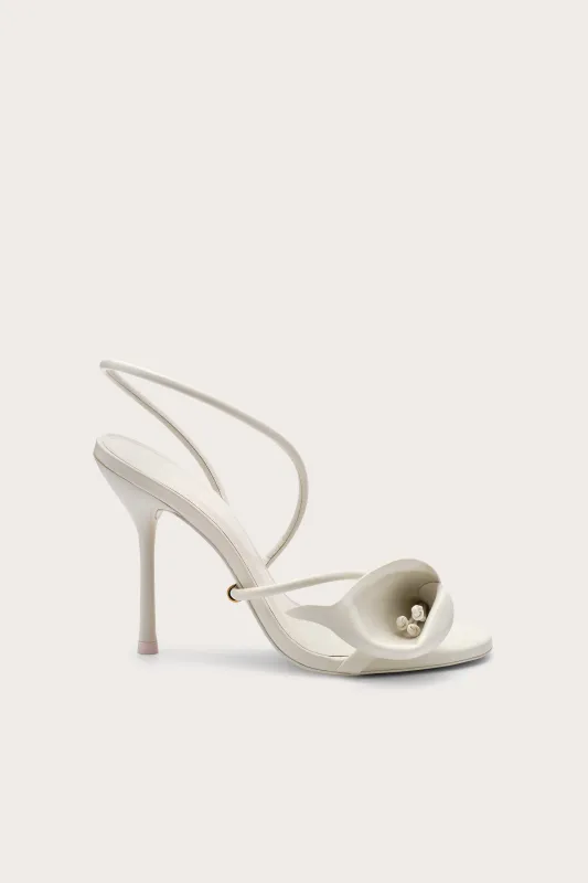 CASSIDY SANDAL - ANTIQUE WHITE sold by Cult Gaia