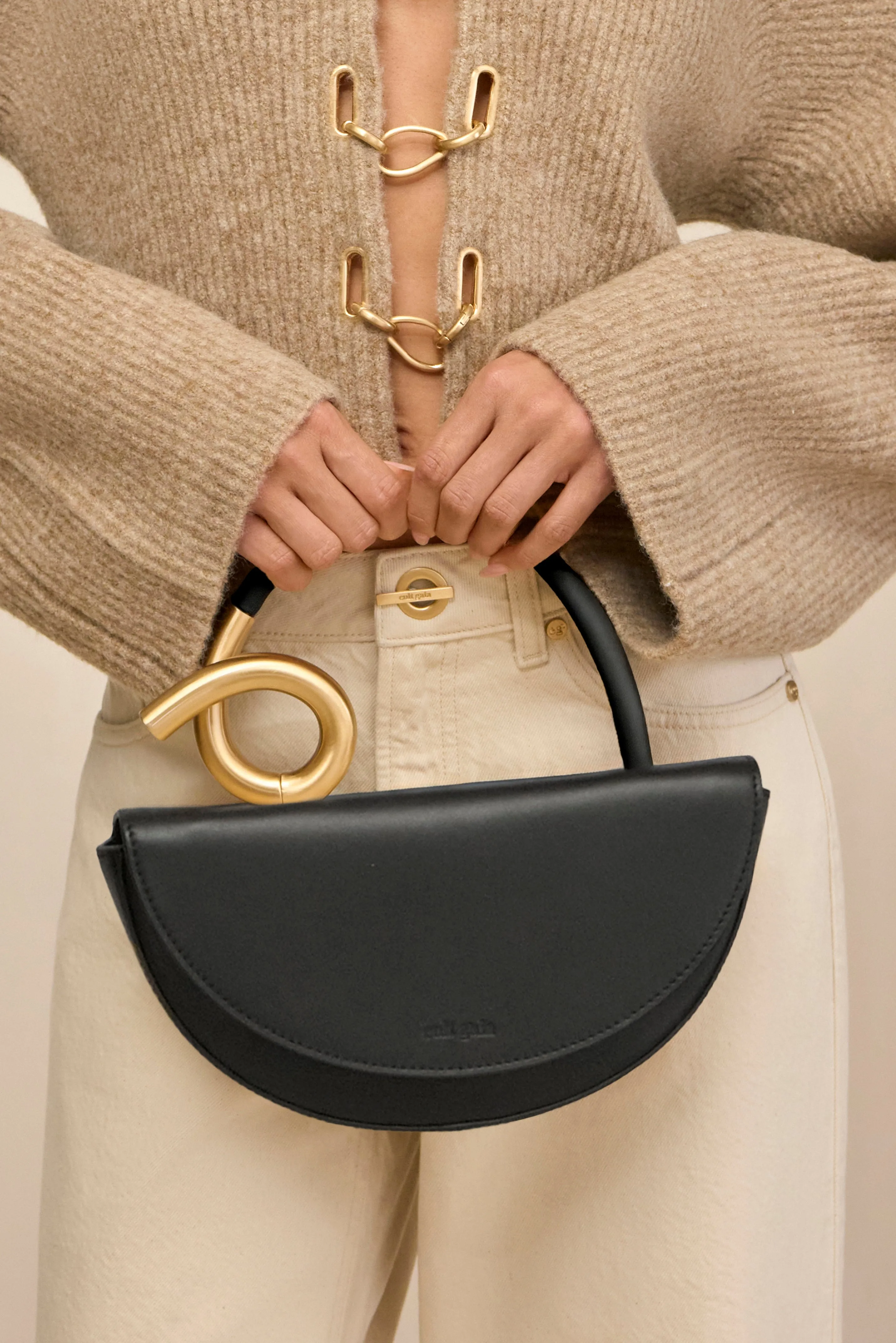 AZARIAH BAG - BLACK sold by Cult Gaia product image thumbnail 2