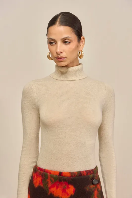 ALICE TOP - LIGHT OATMEAL sold by Cult Gaia