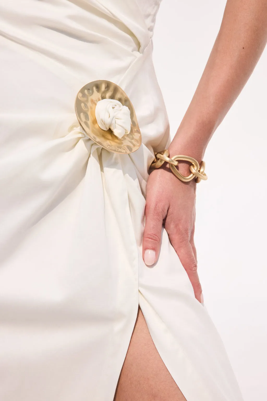 REYES BRACELET - BRASS sold by Cult Gaia product image thumbnail 3