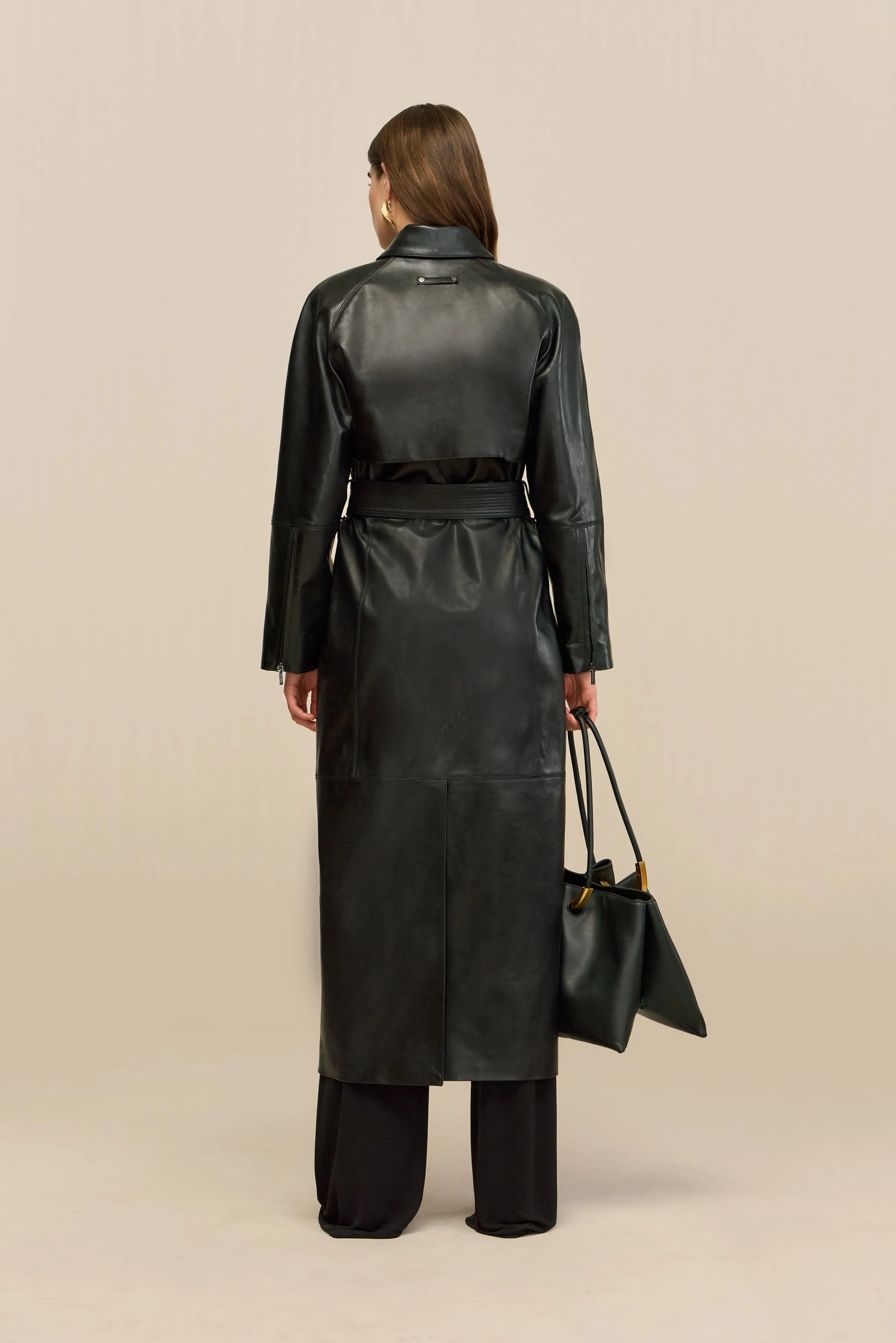 HAMMER TRENCH COAT - BLACK sold by Cult Gaia product image thumbnail 5
