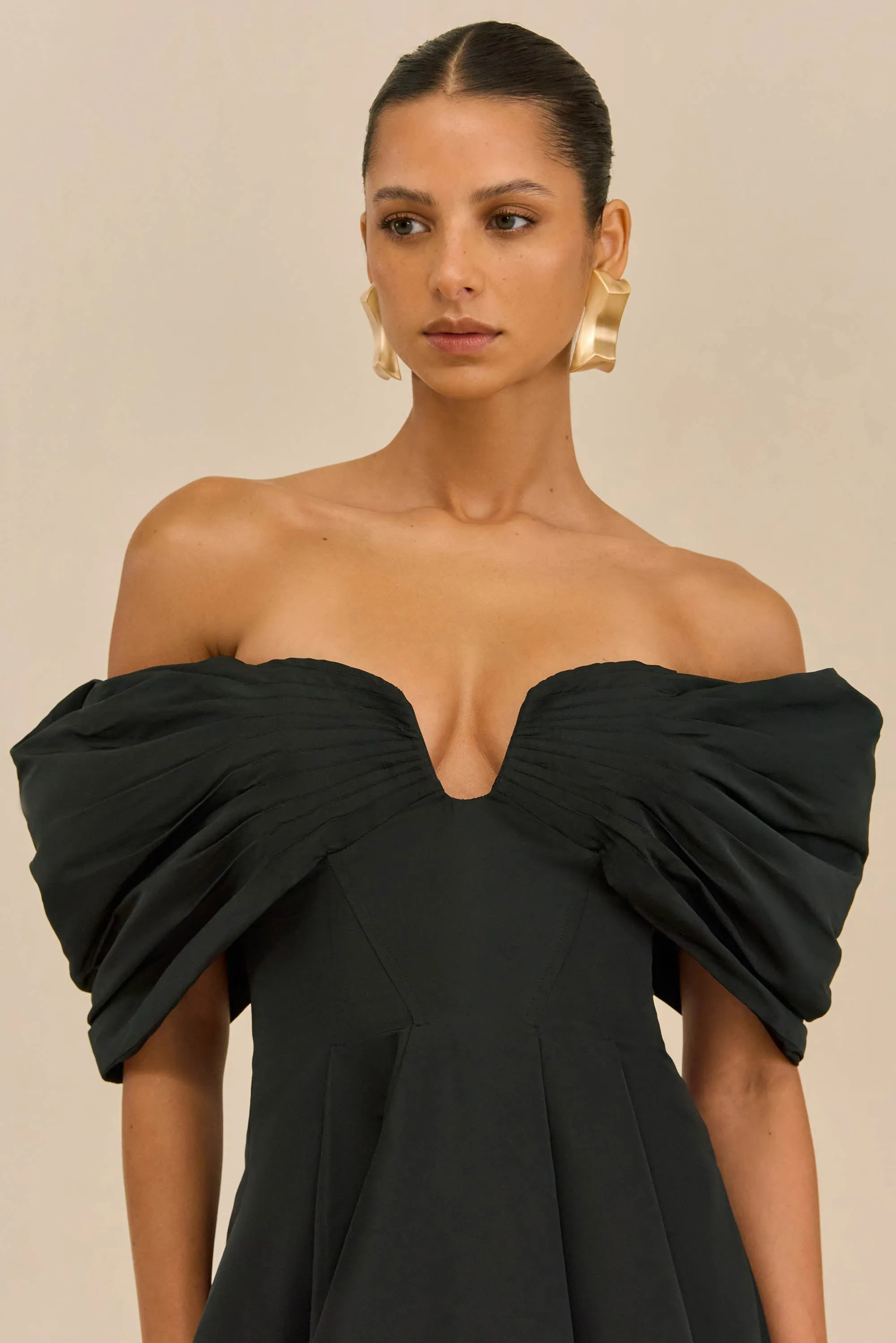 AVIVA GOWN - BLACK sold by Cult Gaia product image thumbnail 2