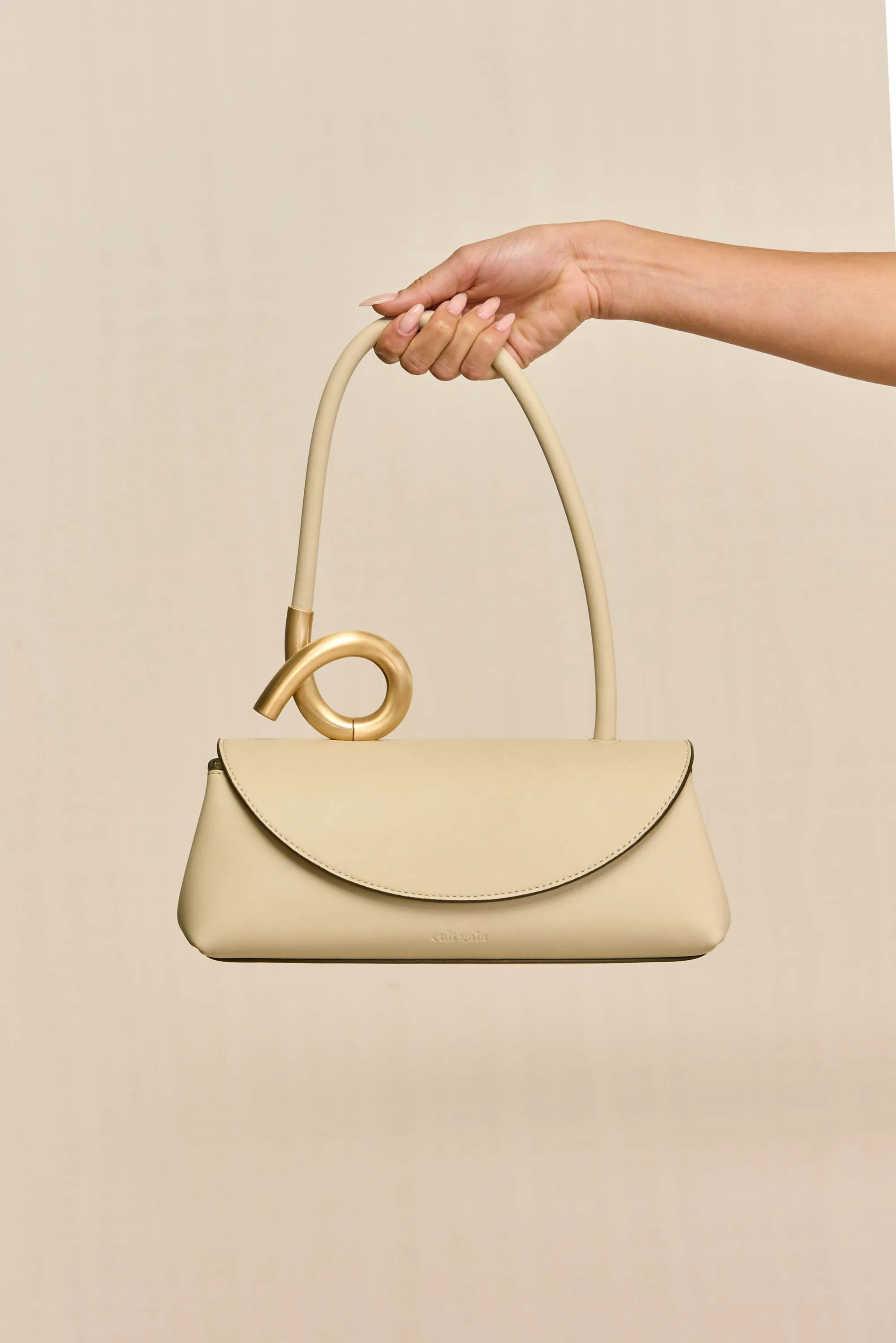 AZARIAH SHOULDER BAG - OFF WHITE sold by Cult Gaia product image thumbnail 2