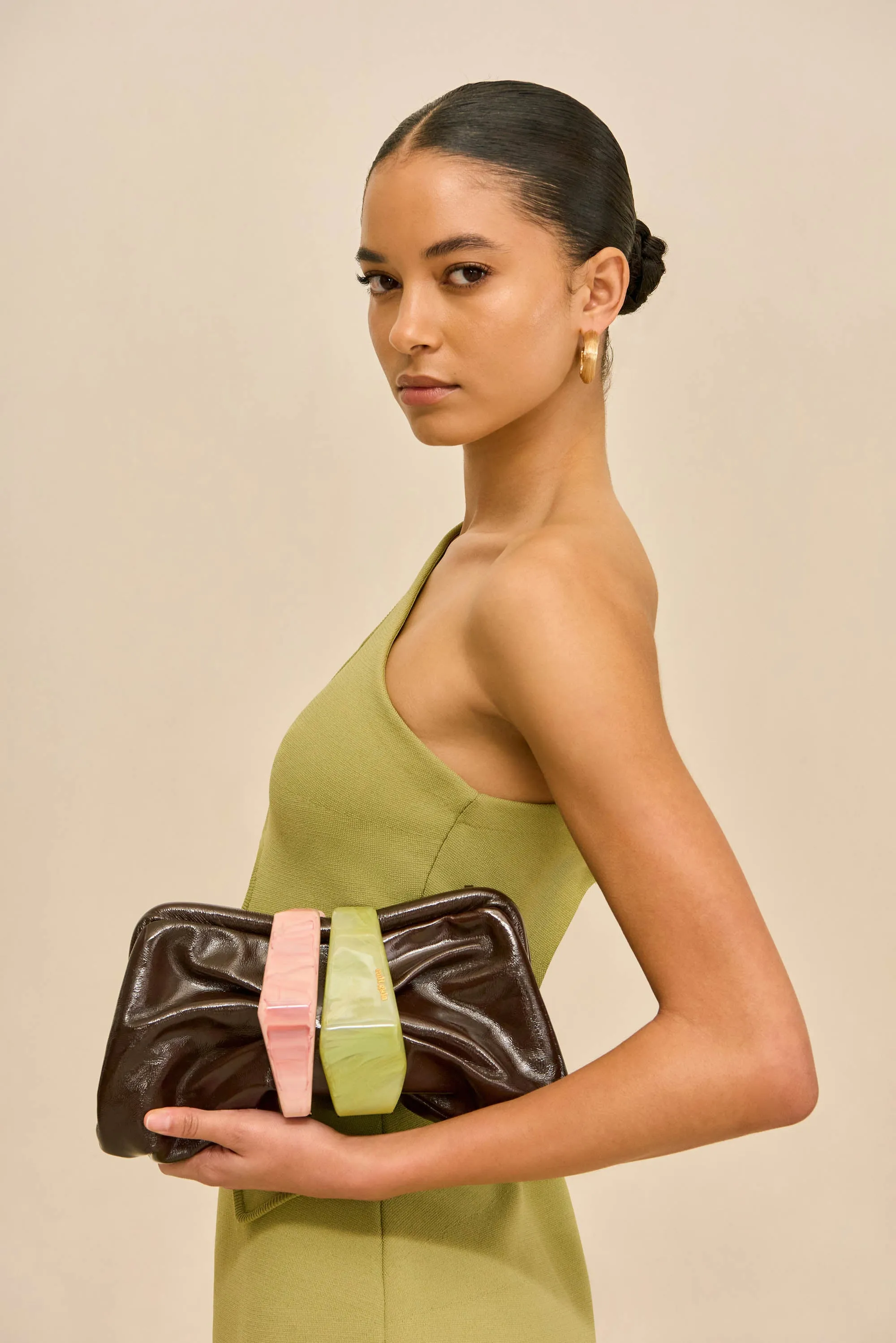 JULITA CONVERTIBLE CLUTCH - LUWAK sold by Cult Gaia product image thumbnail 2