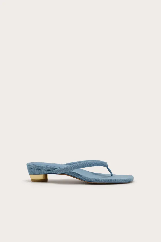SIERRA SANDAL - VINTAGE BLUE made by Cult Gaia