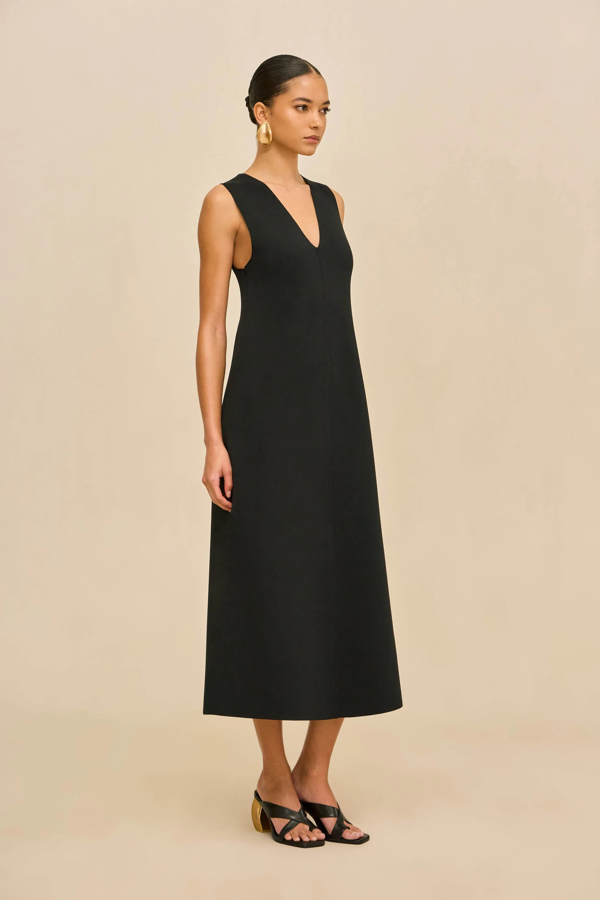 VIOLLET KNIT DRESS - BLACK sold by Cult Gaia product image thumbnail 4