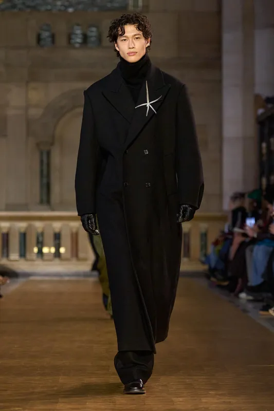 BRUMA COAT - BLACK sold by Cult Gaia