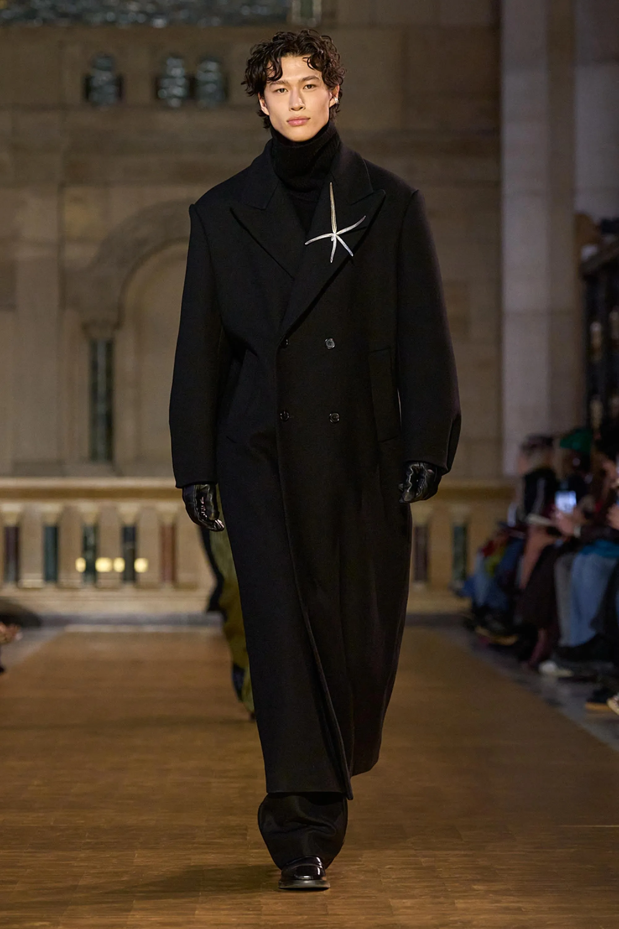 BRUMA COAT - BLACK sold by Cult Gaia