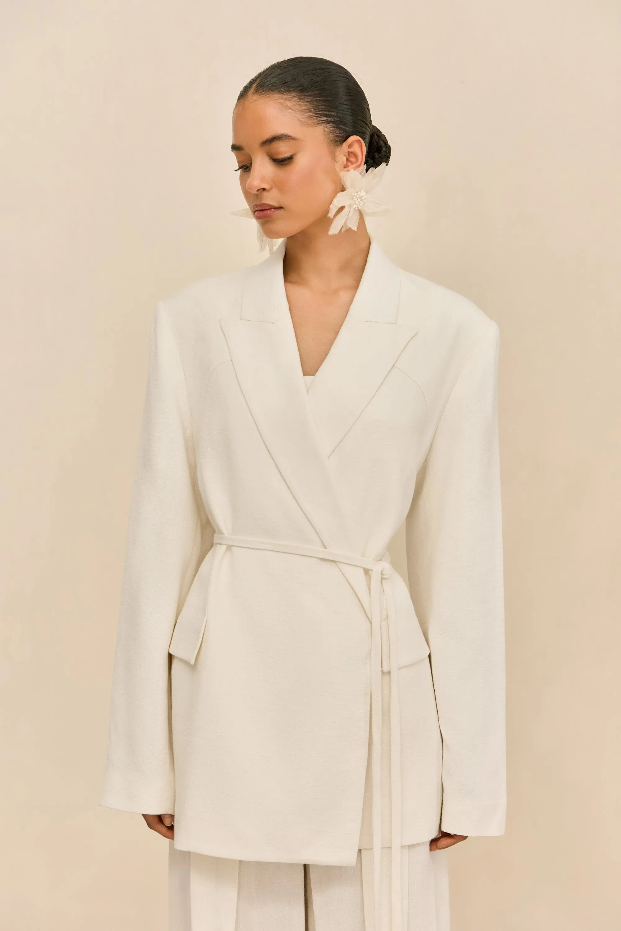 FARIM BLAZER - OFF WHITE sold by Cult Gaia product image thumbnail 2