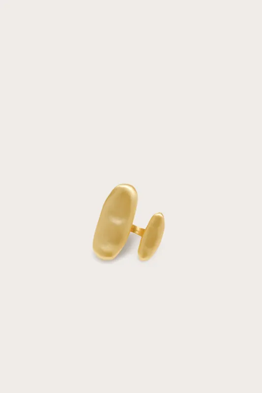 AMI RING - BRUSHED BRASS made by Cult Gaia