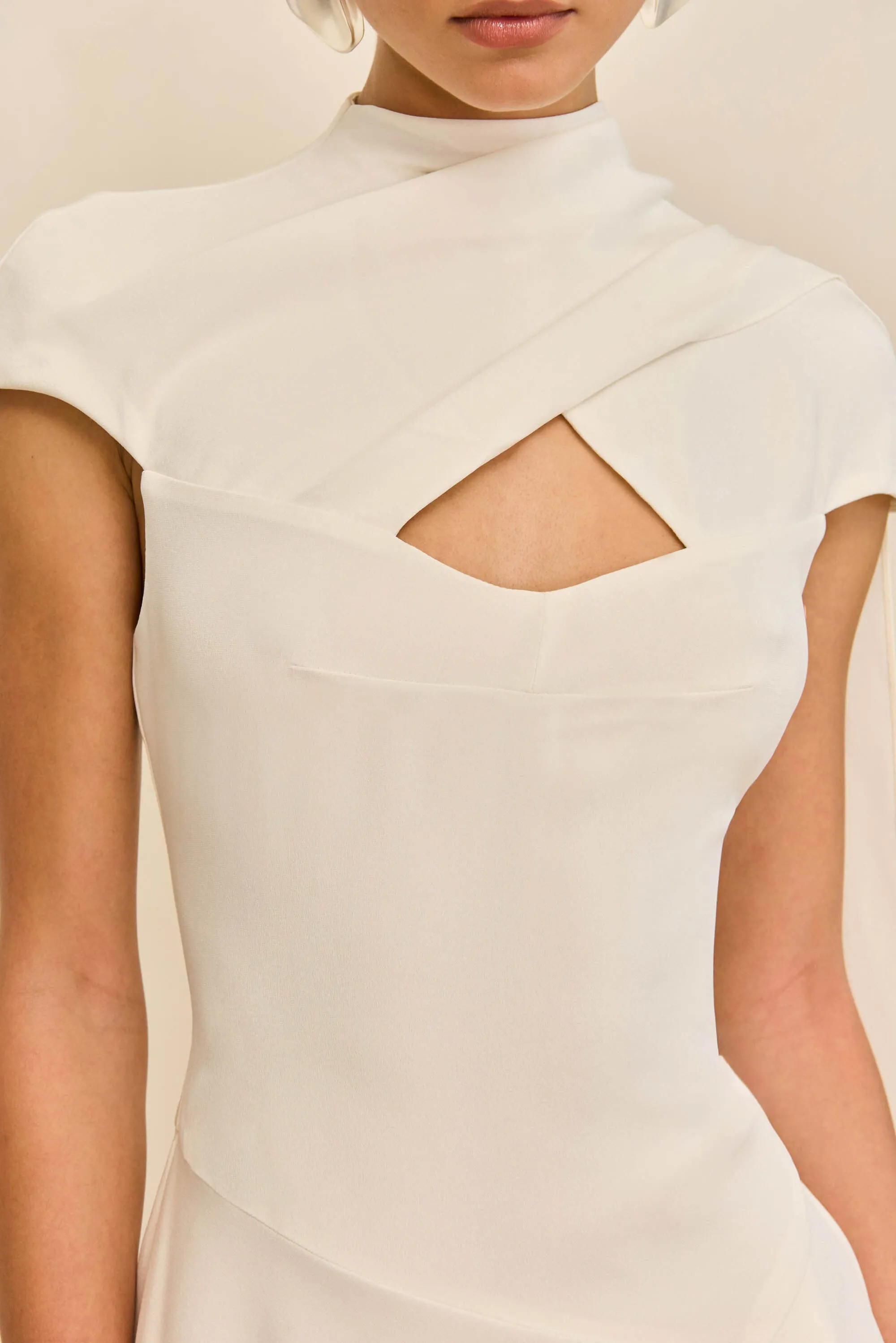 STEELE DRESS - OFF WHITE sold by Cult Gaia product image thumbnail 2