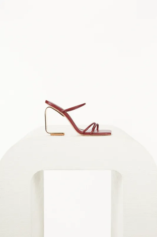 LALEH SANDAL - MAROON PEAK made by Cult Gaia