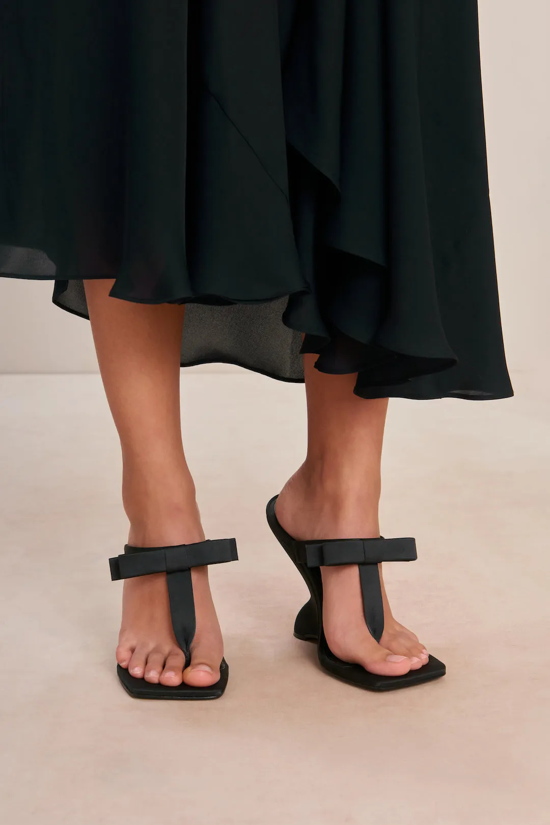 ARABESQUE SANDAL - BLACK sold by cult gaia product image thumbnail 5