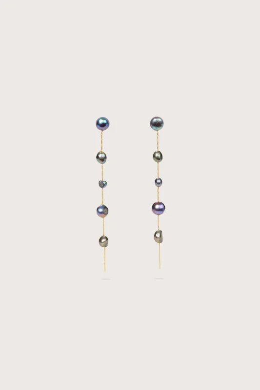 ATUM EARRING - BLACK PEARL made by Cult Gaia
