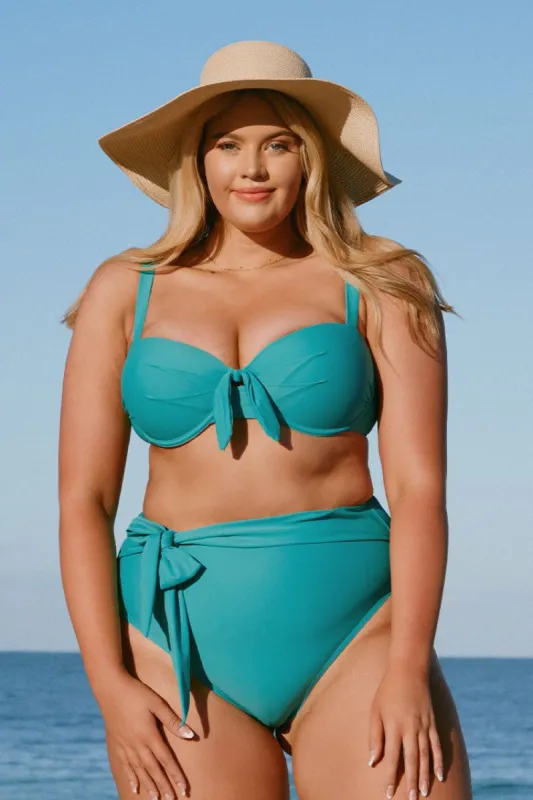 Kristin Underwire Bralette & Tie Front Plus Size Bikini Set sold by Cupshe