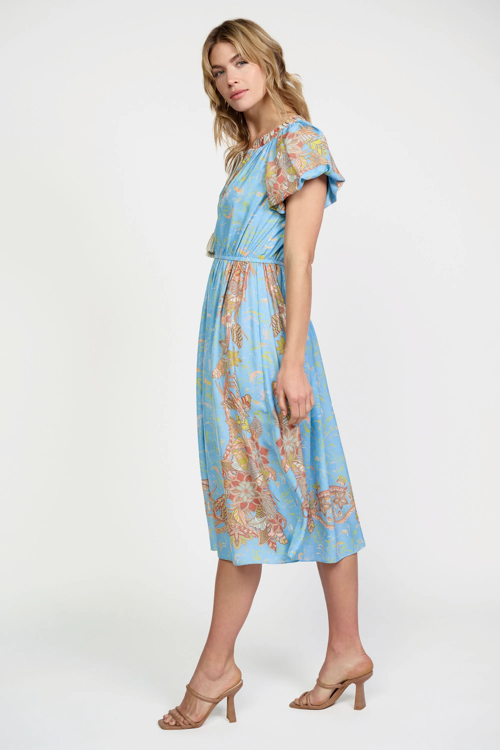 Retro Floral Bubble Sleeve Dress sold by Current Air product image thumbnail 3