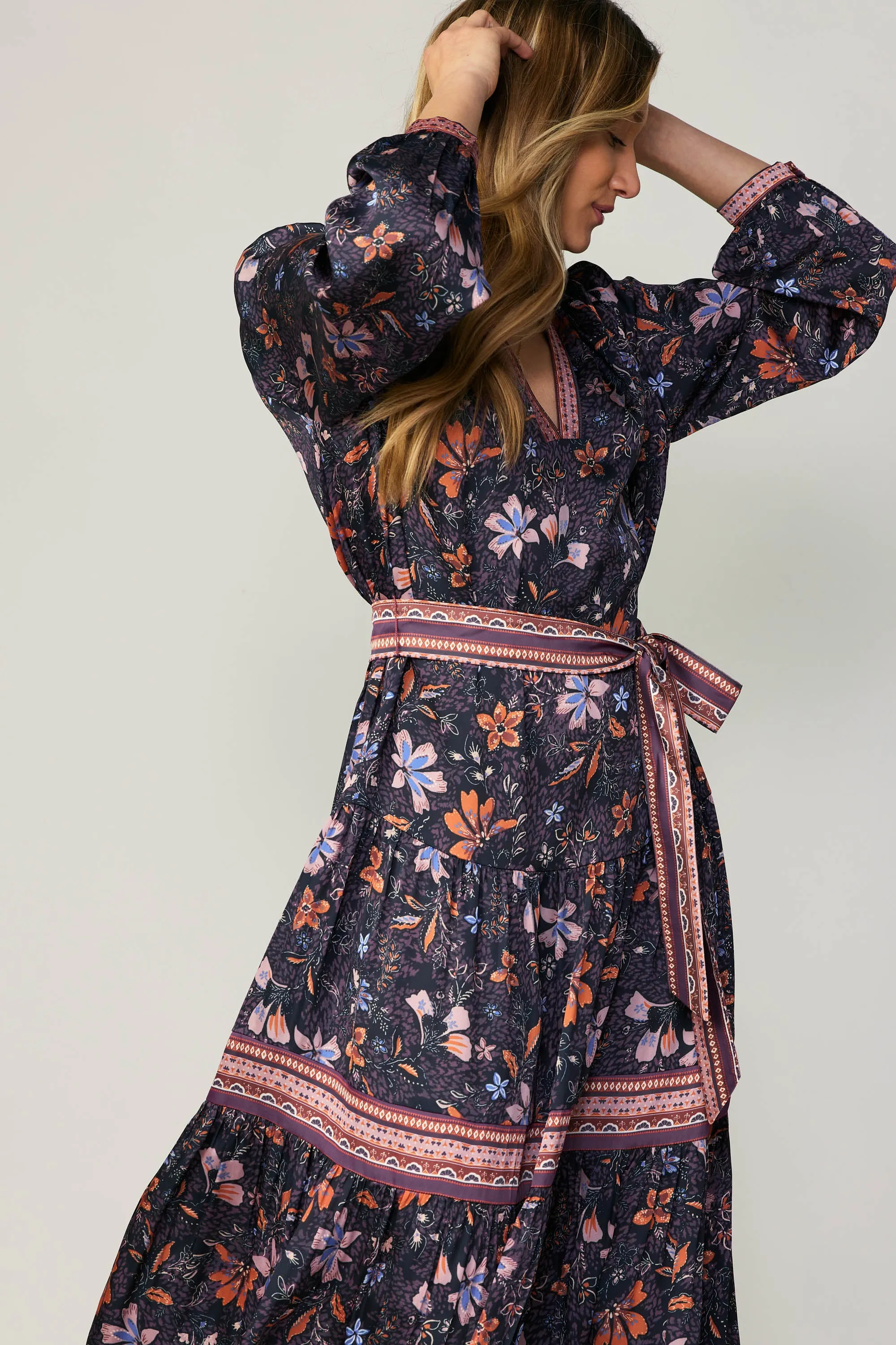 Contrast Stripe Floral Midi Dress sold by Current Air product image thumbnail 5