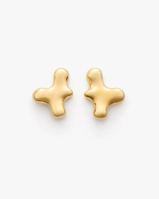 Nube Earrings made by Cuyana