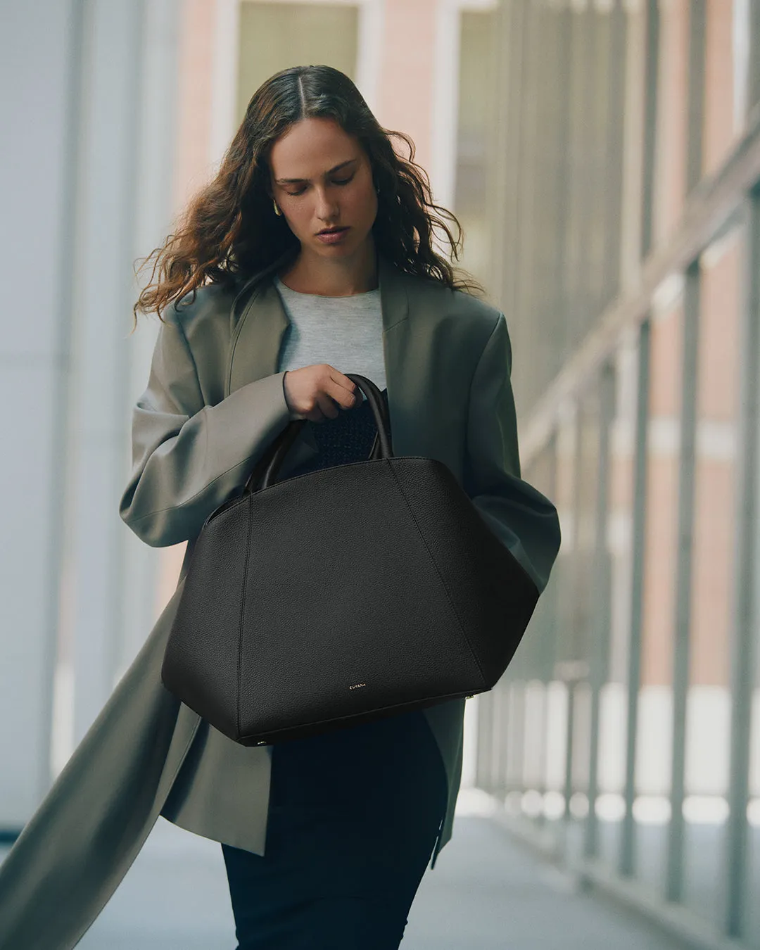 Forma Satchel sold by Cuyana product image thumbnail 2