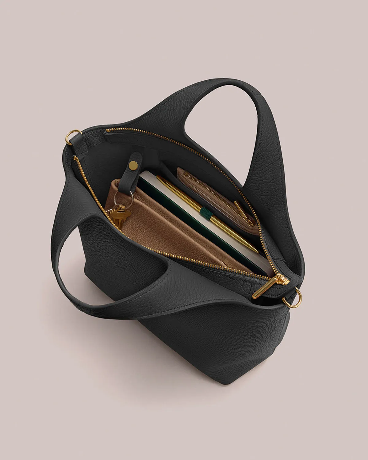 Small System Zipper Tote sold by Cuyana product image thumbnail 3