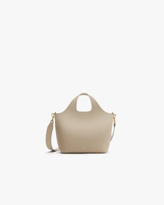 Small System Zipper Tote sold by Cuyana