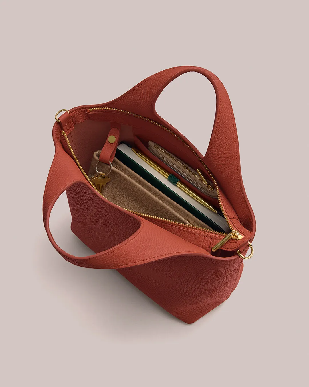 Small System Zipper Tote sold by Cuyana product image thumbnail 5