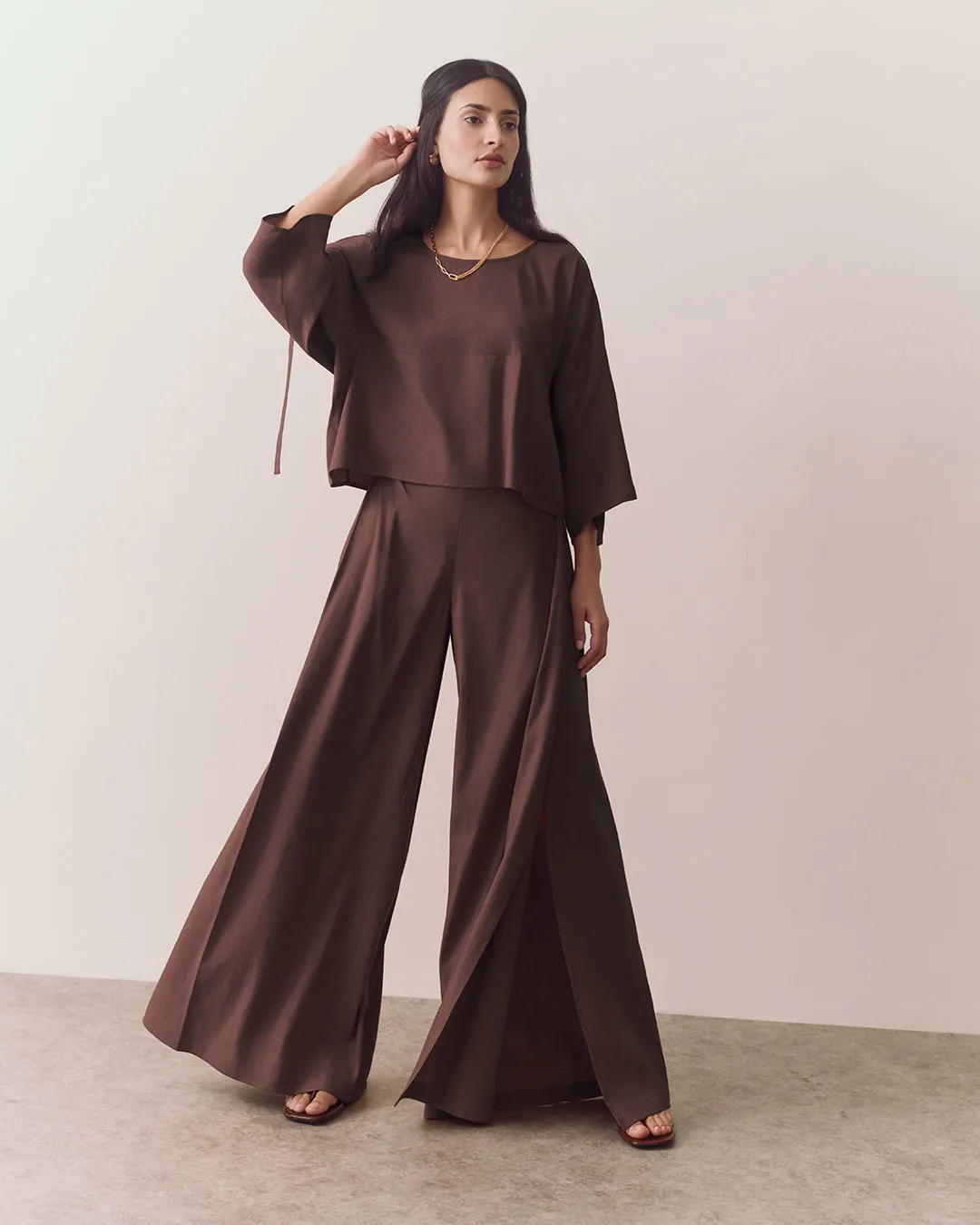 Linen Adjustable Sleeve Top sold by Cuyana product image thumbnail 4