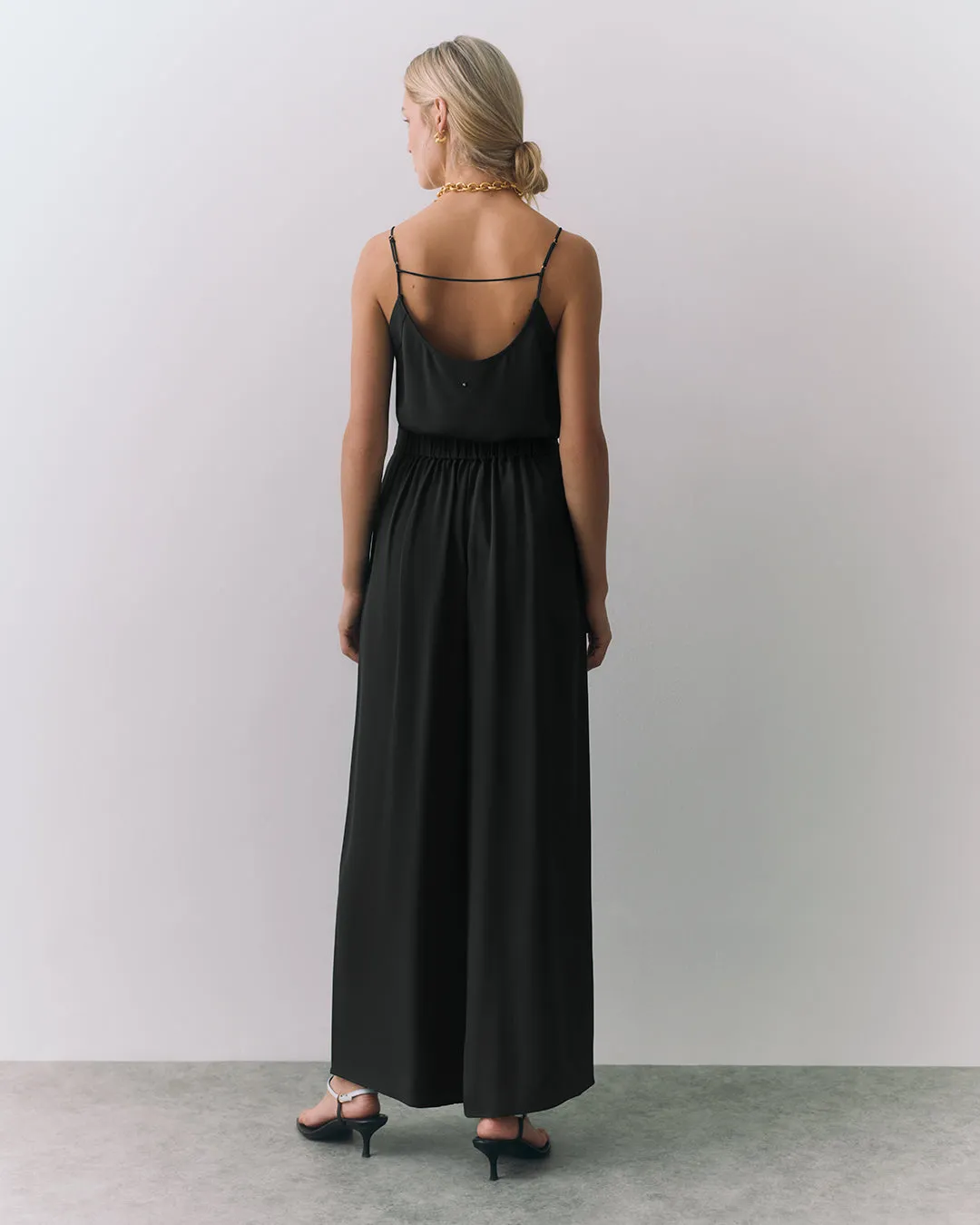 Silk Pleated Pant sold by Cuyana product image thumbnail 4