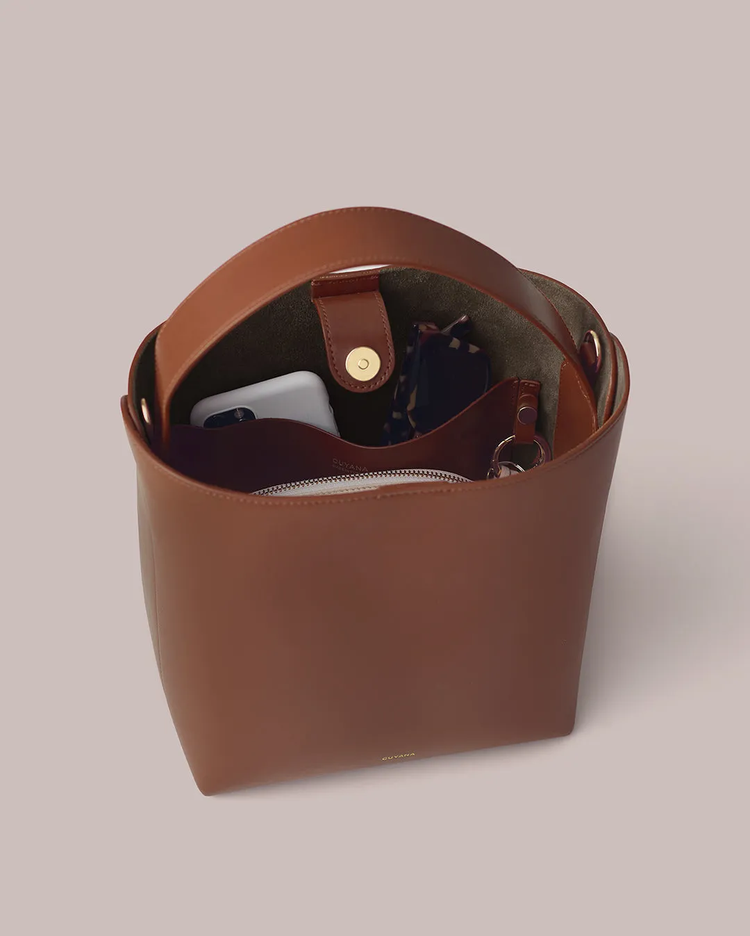 Linea Bucket Bag sold by Cuyana product image thumbnail 4