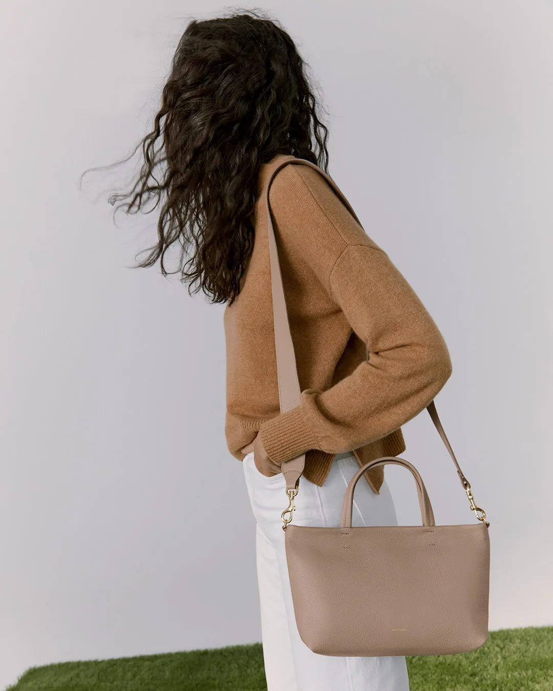 Mini Easy Zipper Tote sold by Cuyana product image thumbnail 5