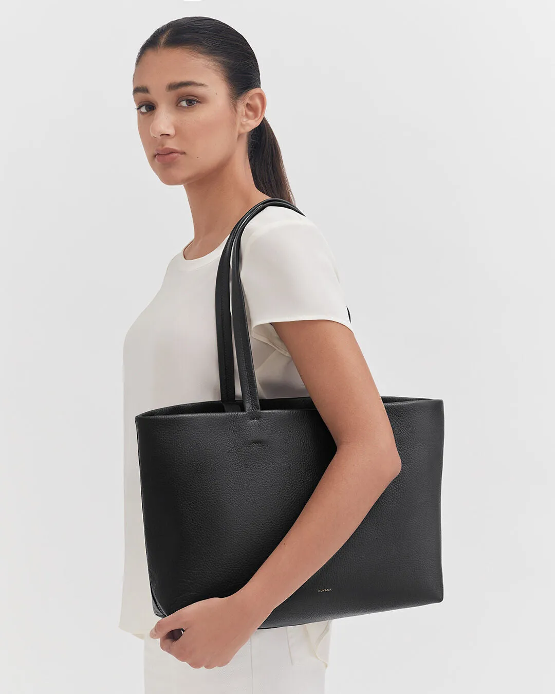 Small Easy Tote sold by Cuyana product image thumbnail 4