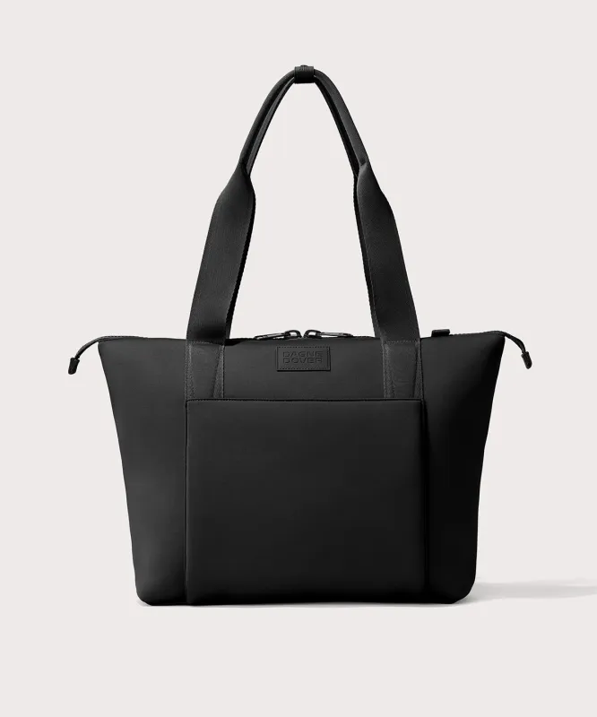 Noa Tote in Onyx made by Dagne Dover