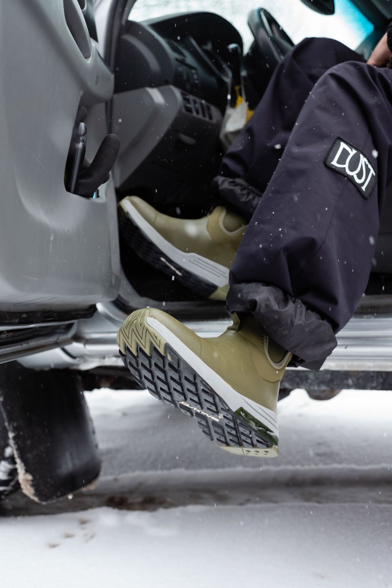 Slush Sport - Women's sold by Dakine product image thumbnail 12