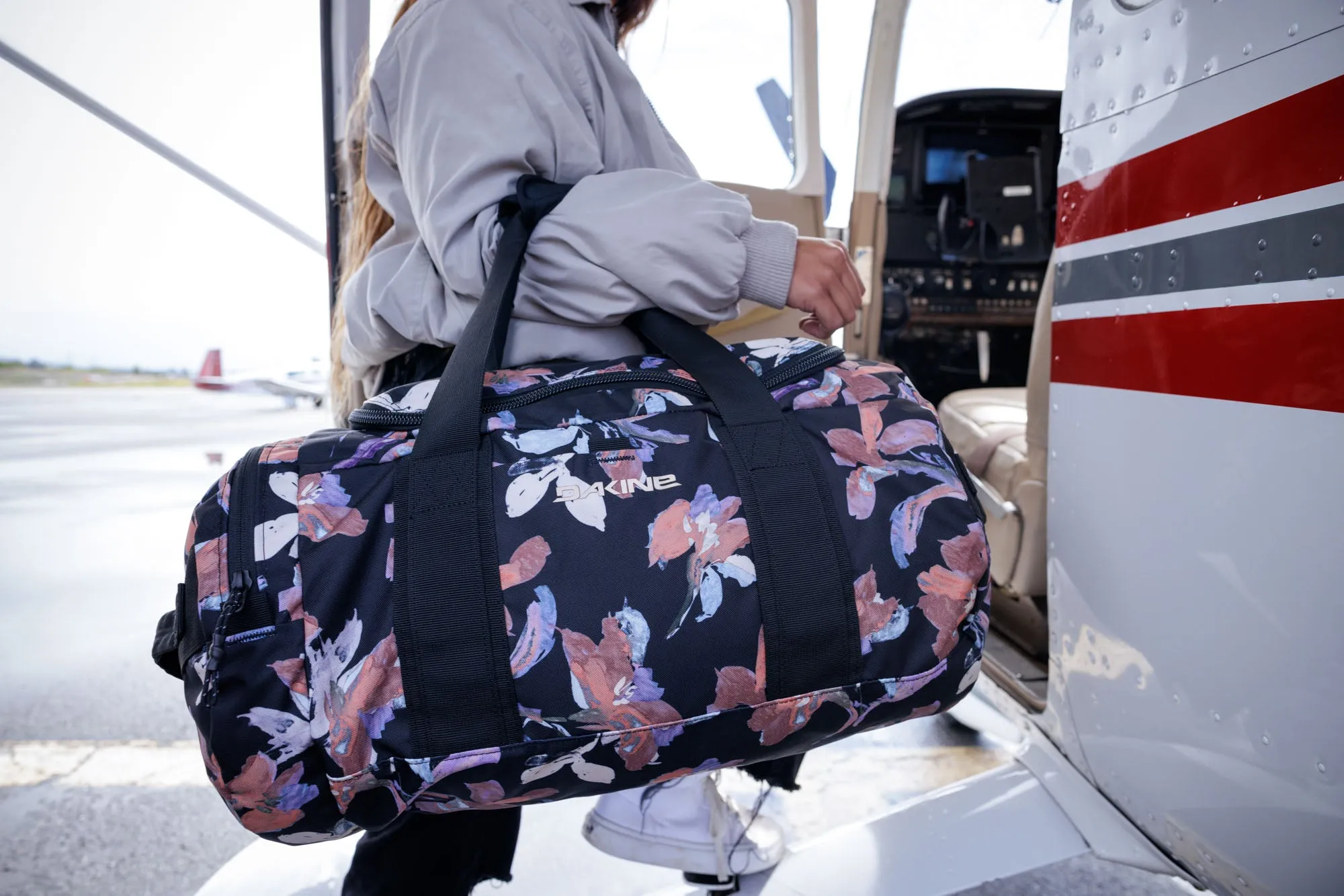 EQ Duffle 2.0 35L - Rosin sold by Dakine product image thumbnail 5
