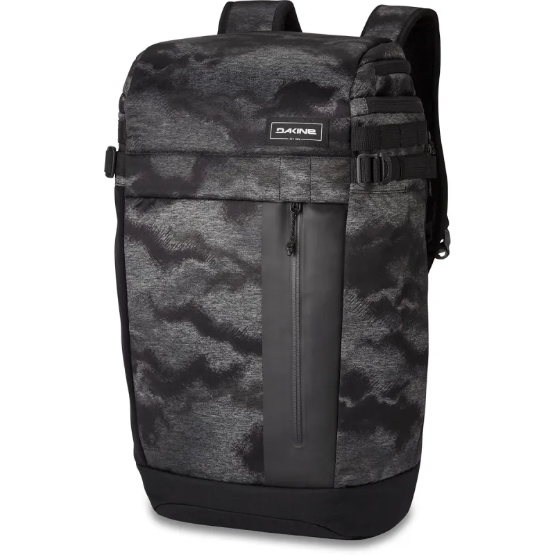 Concourse 30L Backpack made by Dakine