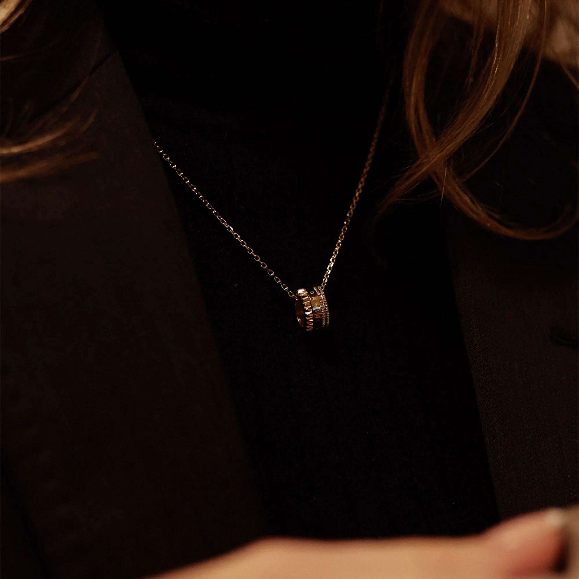 Elevation Necklace Gold sold by Daniel Wellington product image thumbnail 5