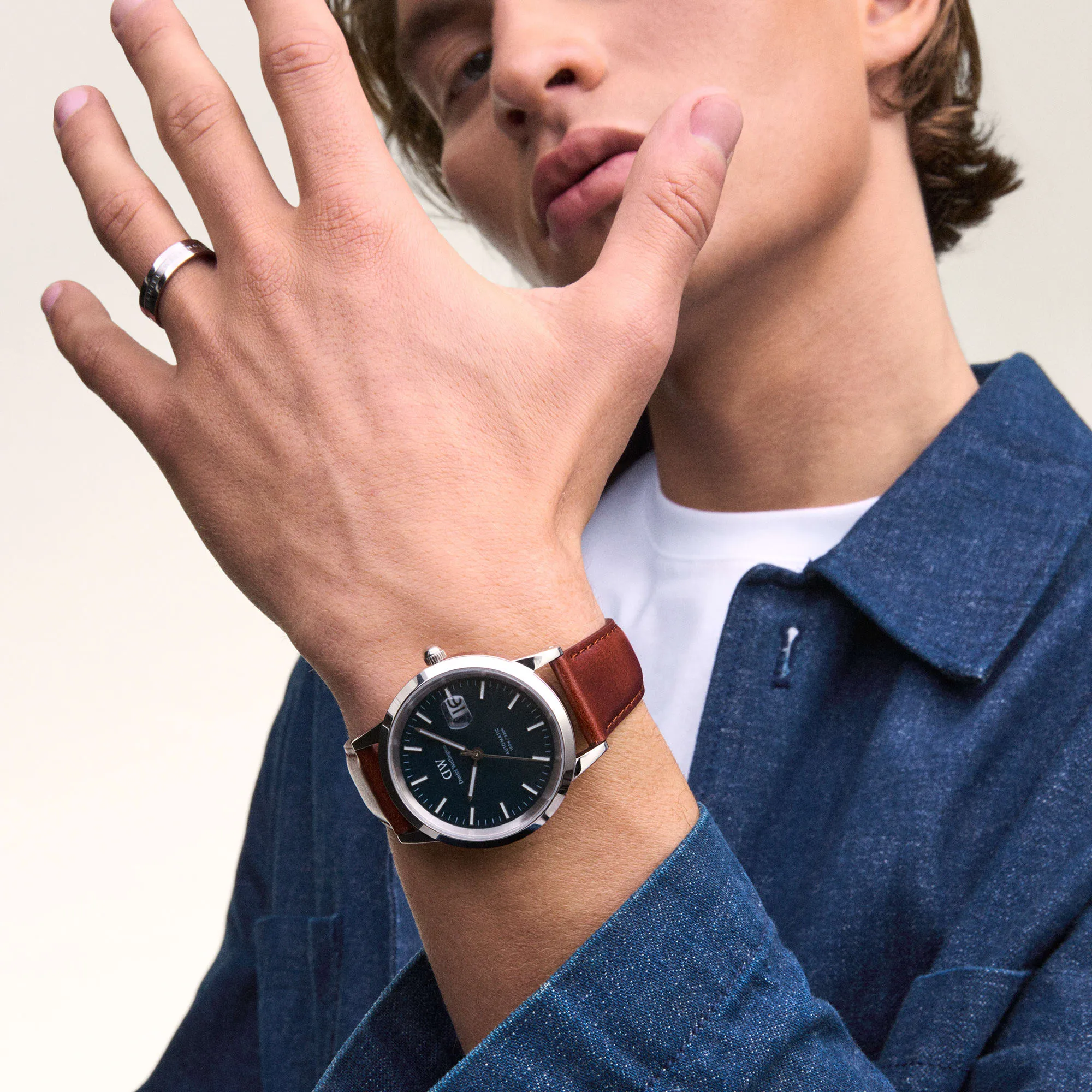 Iconic St Mawes Automatic Silver sold by Daniel Wellington product image thumbnail 2