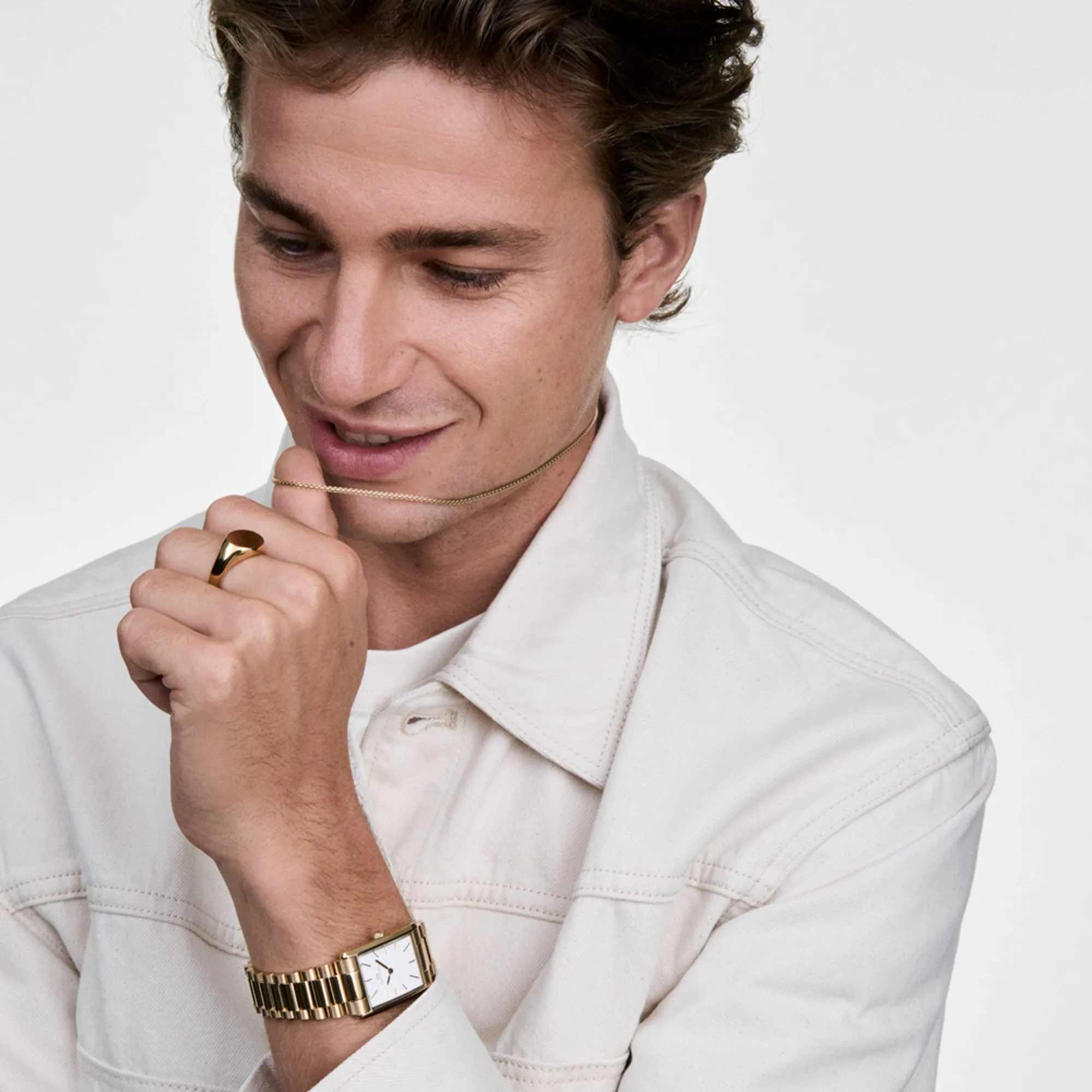 Tide Mesh Necklace Gold 2.8 sold by Daniel Wellington product image thumbnail 2