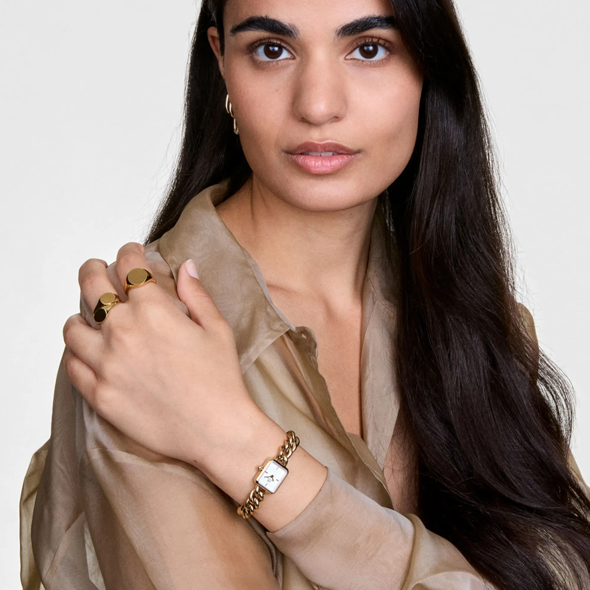 Jolie Chain Gold sold by Daniel Wellington product image thumbnail 2