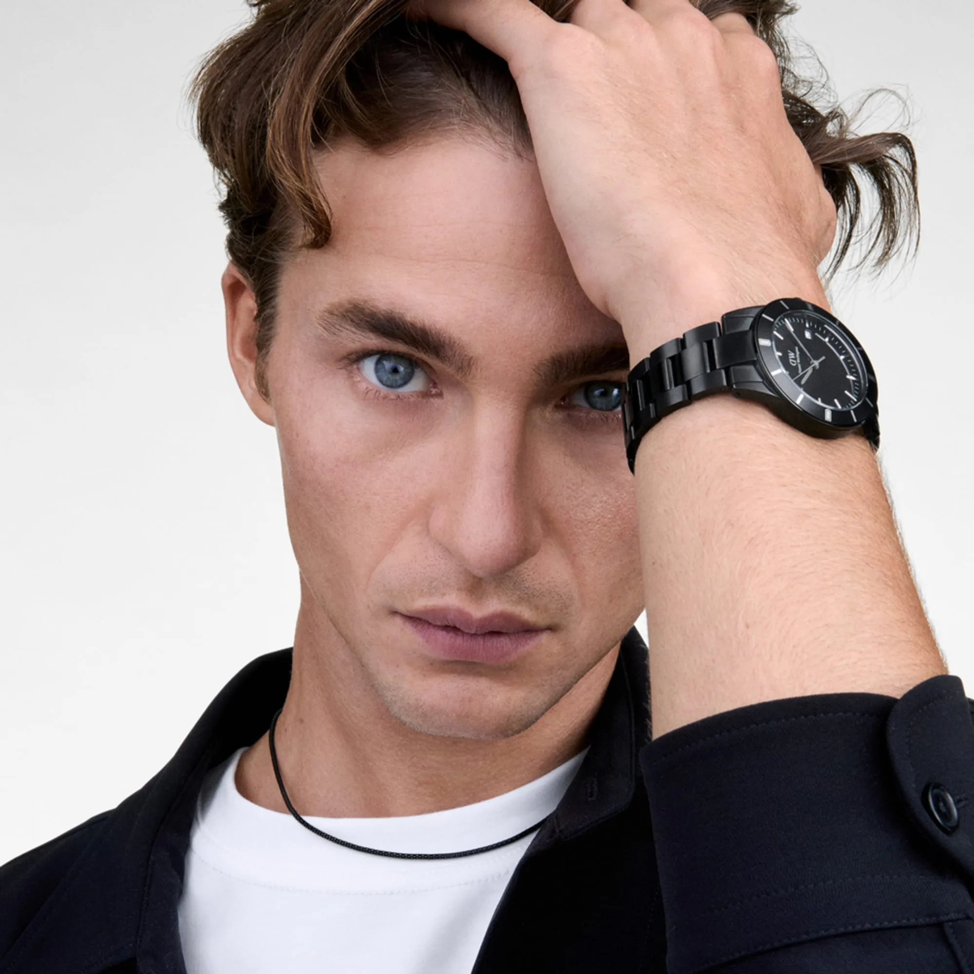 Iconic Paradigma Link Black sold by Daniel Wellington product image thumbnail 2