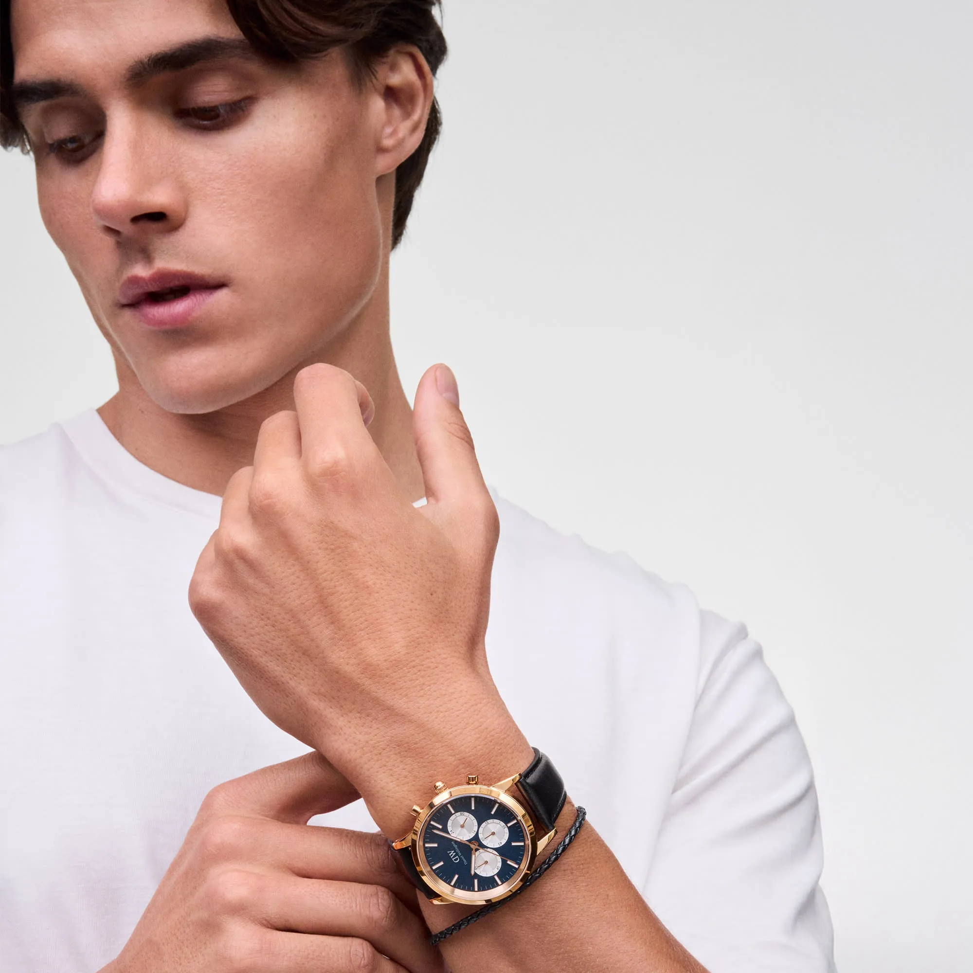 Iconic Chronograph Sheffield Arctic Panda Rose Gold sold by Daniel Wellington product image thumbnail 2