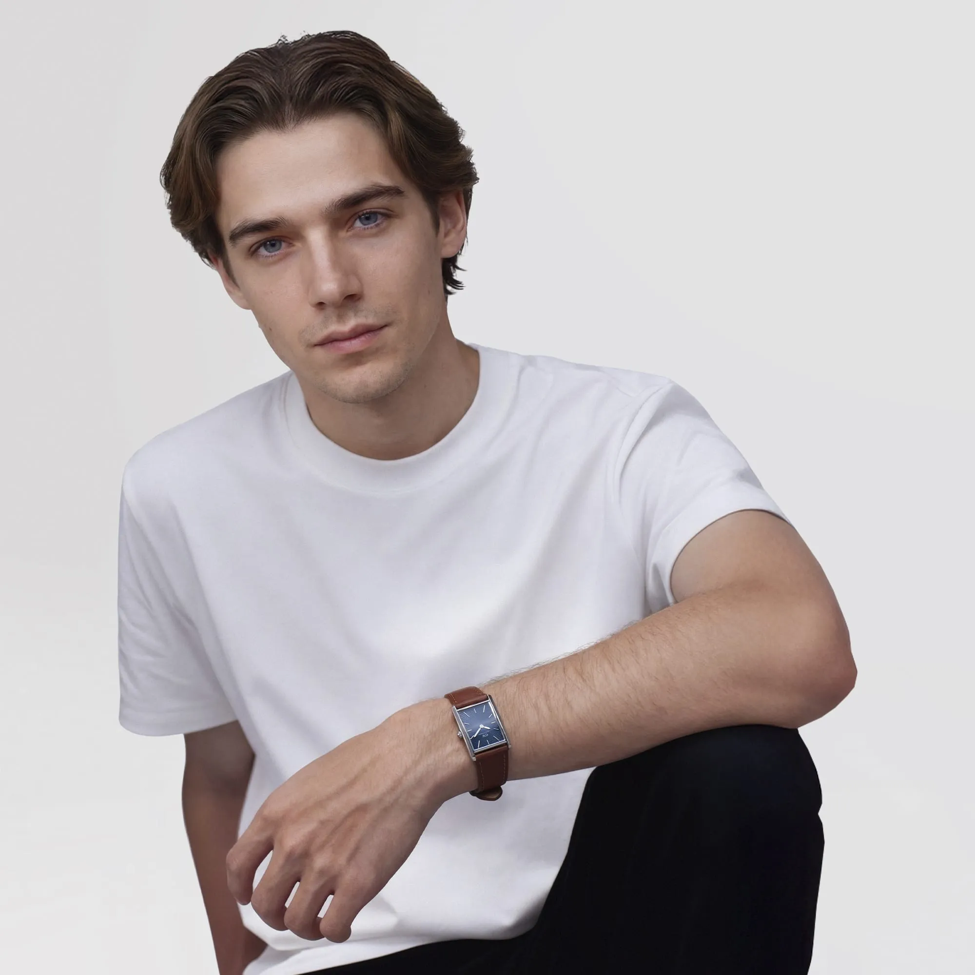 Bound Light Brown Arctic Guilloché Silver sold by Daniel Wellington product image thumbnail 2